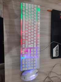 Продам клавиатуру с подсветкой