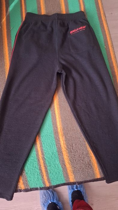 Спортен фитнес панталон 80лв без коментар по цената