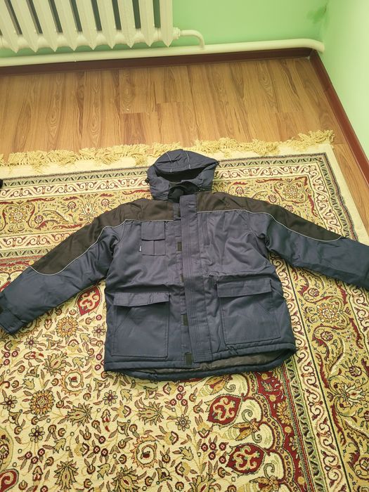 Продам зимний спец костюм!