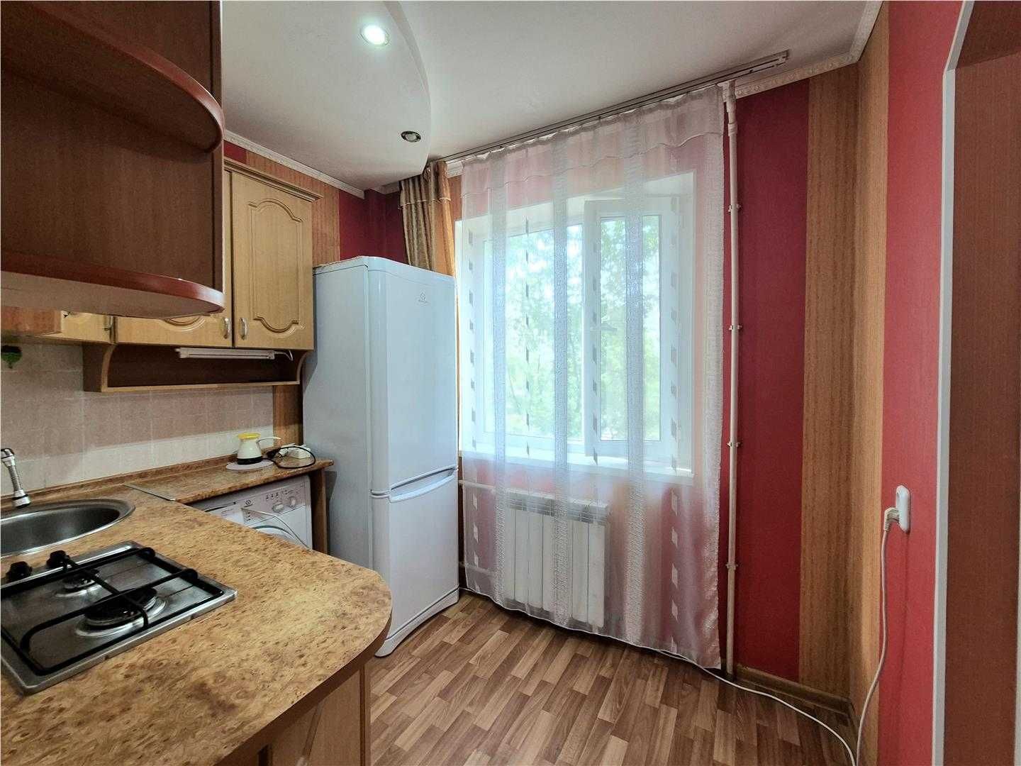 Продам 1 комн квартиру студию на 3 мкр