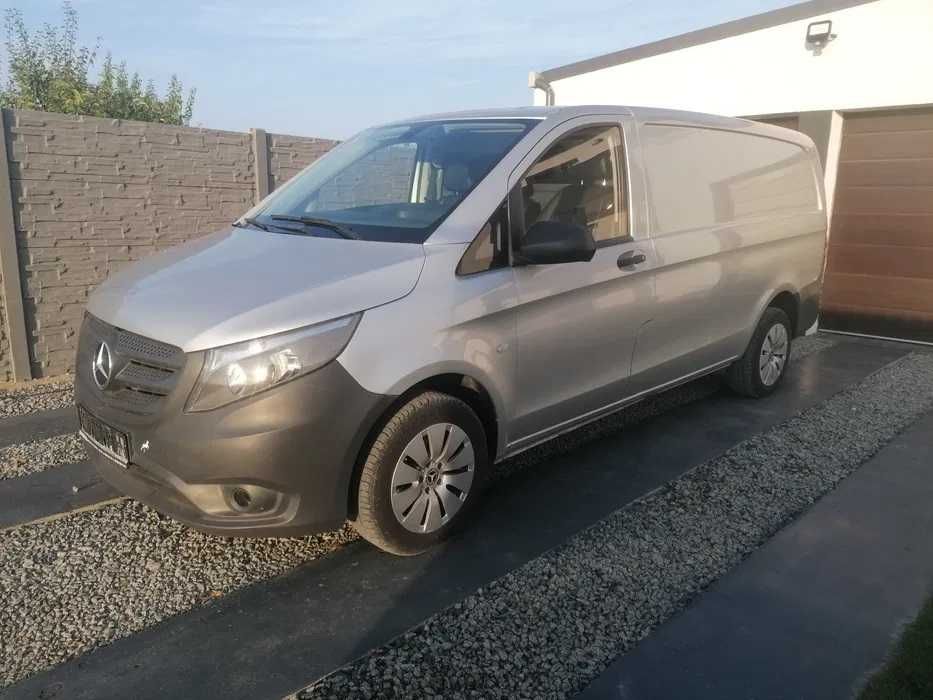 Vand Mercedes-Benz Vito W447 - tva deductibil