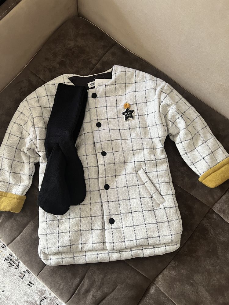 Продается куртка на мальчика 3,5-4,5 года