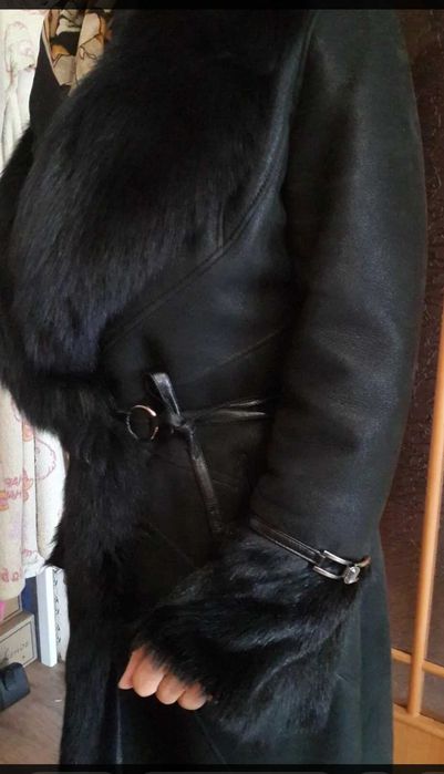 Продам женскую турецкую дубленку б/у