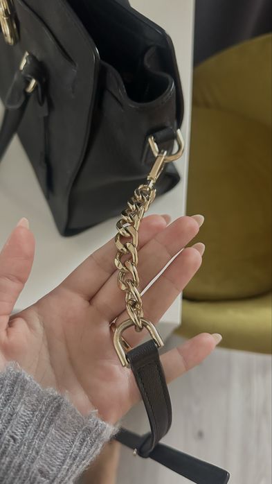 Geantă piele naturală Michael Kors