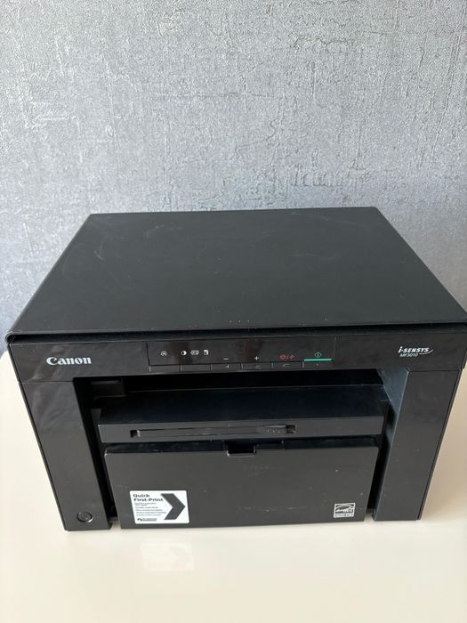 Продам принтер 3в1 Canon  MF 3010