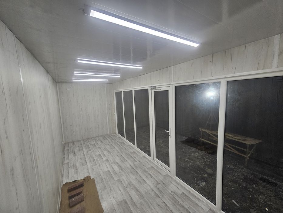 Контейнер 20 ,40,45 утеплённые жилые бытовка