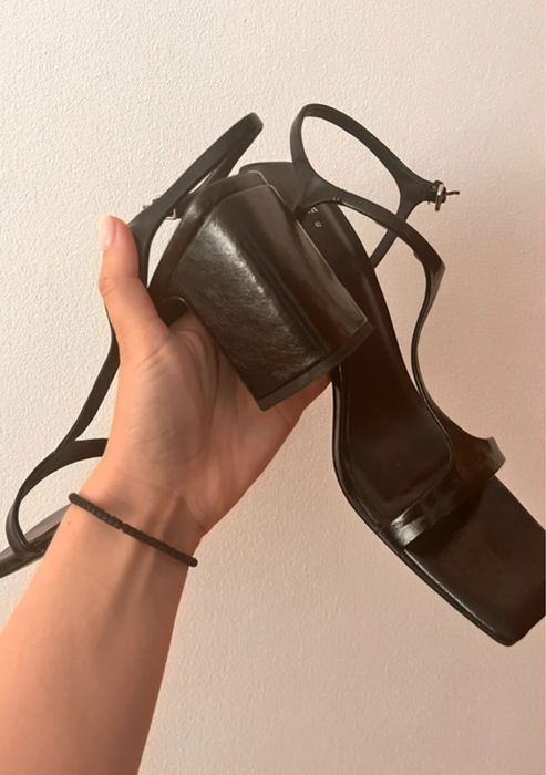 Sandale negre Zara