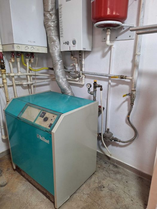 Vând centrala Vailand