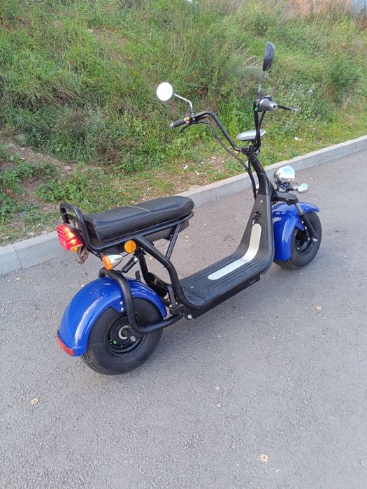 Vand  scuter electruc