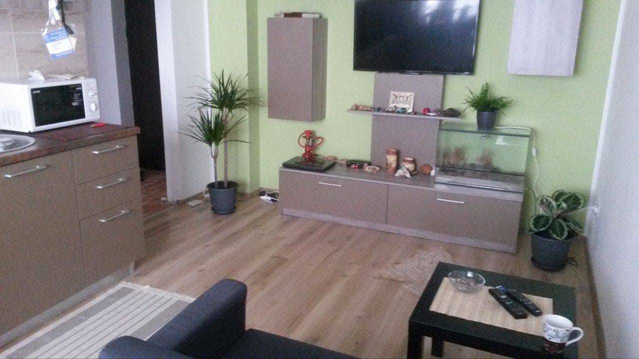 Inchiriez apartament 2 camere open space (Sector 4/Metalurgiei)
