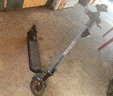 Trotineta electrica inca in garantie VAND URGENT!!!