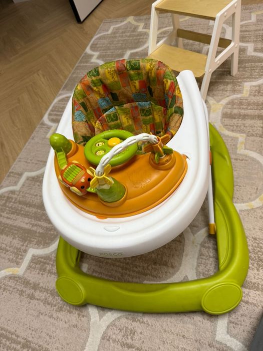 Ходунок фирмы CHICCO