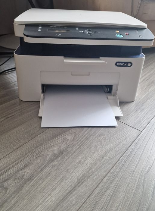 Imprimanta Xerox 3025 in cutie + cartus nou