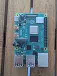 Raspberry Pi 4 Model B – 4GB RAM – în stare excelentă