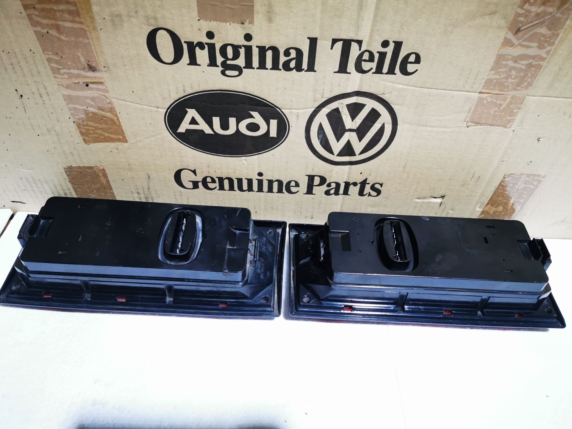 Stopuri originale ULO Volkswagen Transporter 3
Stare foarte buna