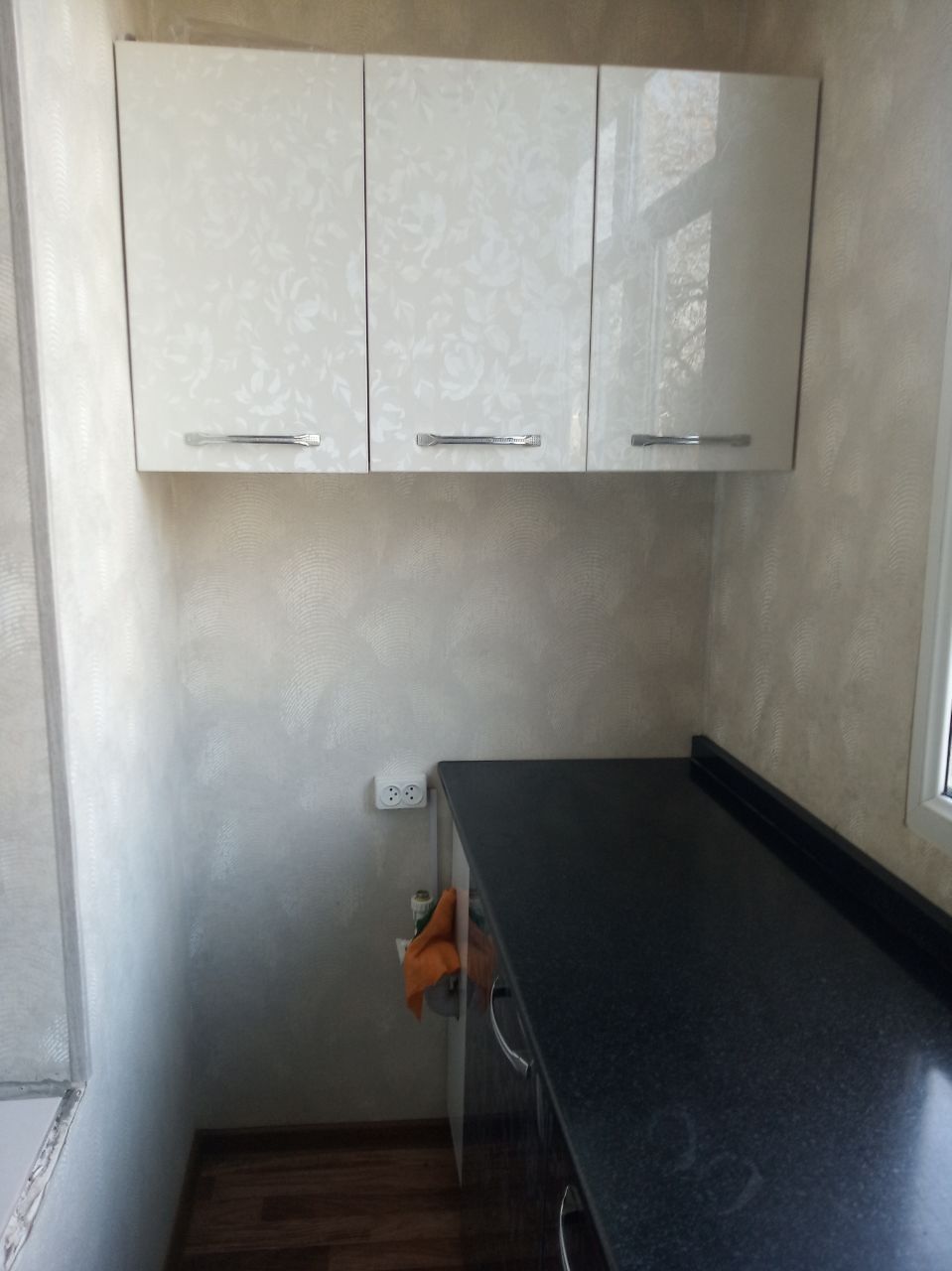 Продаётся на Чиланзаре метро Новза  1ком