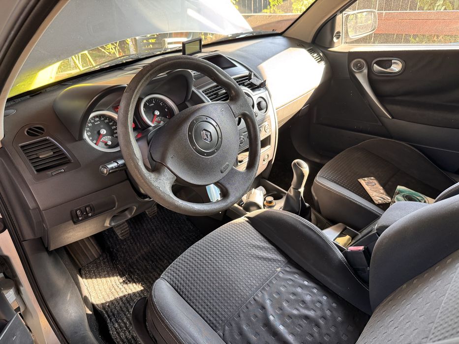 Renault Megane 2 1.4 16v