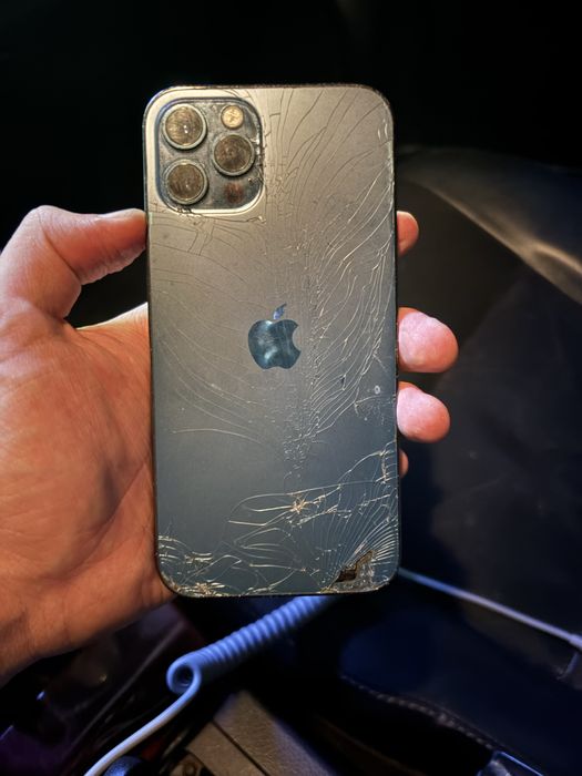 Айфон 12 про батрейка 80 процент ниче не менял