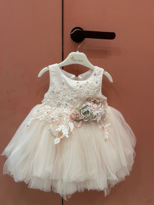 Платье для девочки на годик