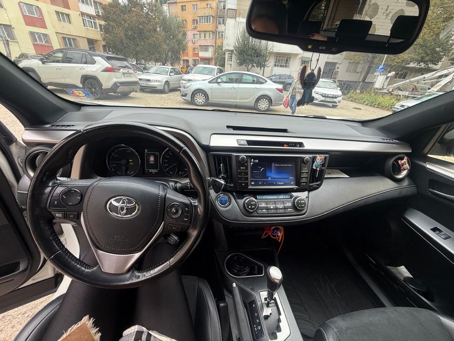Toyota RAV4 2.5 Hybrid 4X4- 155 CP