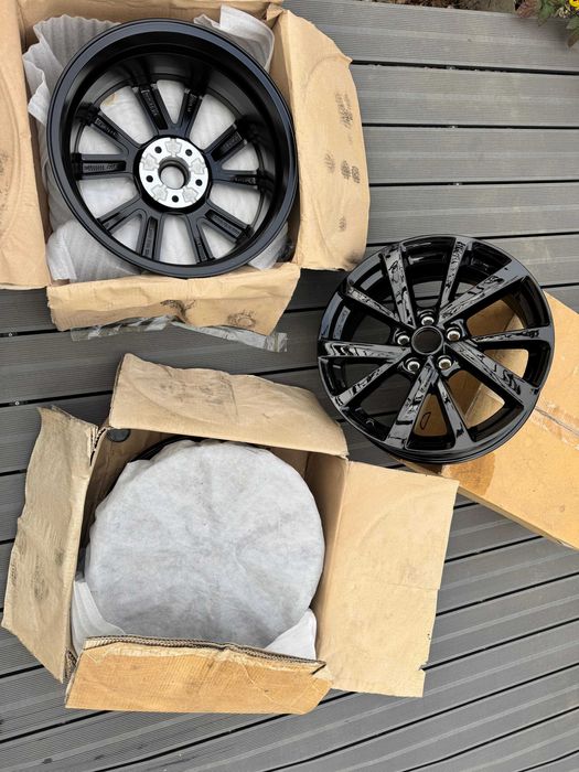 Jante Originale Mazda 18" - BLDE-V3-810 BL - Set de 4 Jante noi