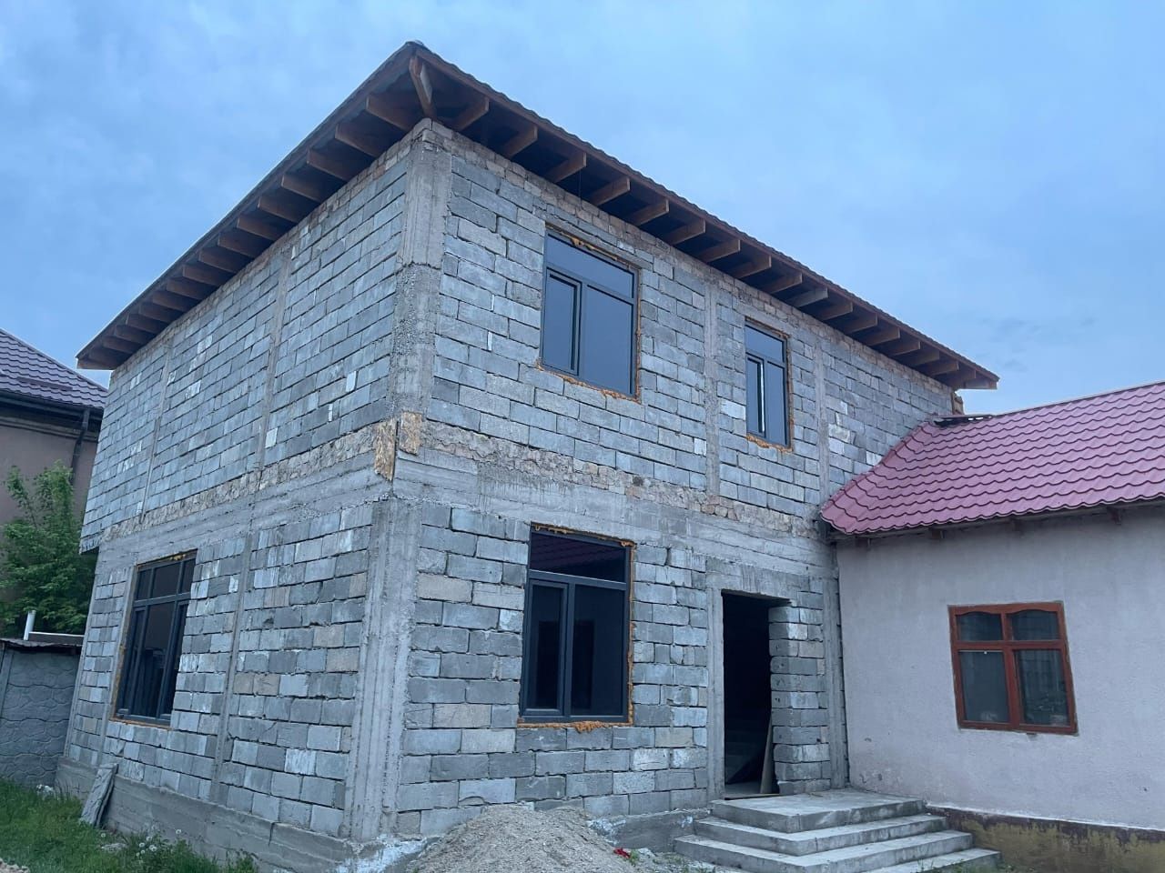 4 ком дом,140 м²,2002 г.п., можно ИПОТЕКУ