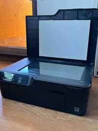 Imprimanta, copiator, scanner HP DeskJet Ink Advantage 3525, Wireless