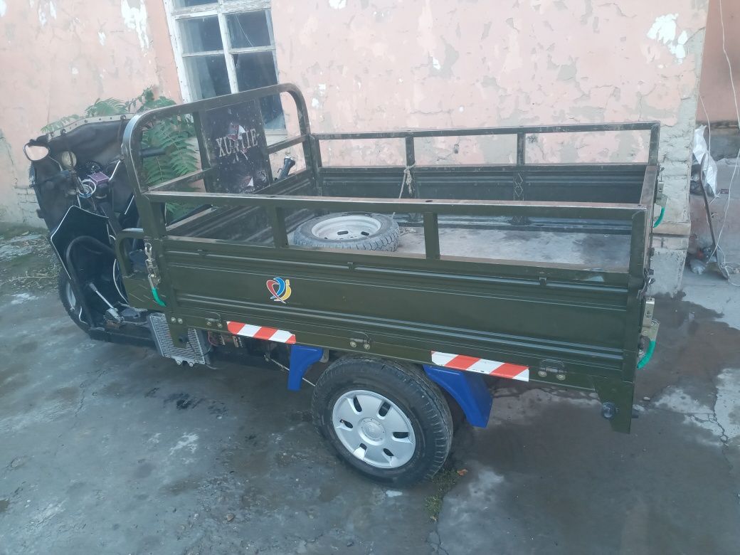 Xunjie 50 k benzinli 100ga 3 litr 1 tonna yuk oladi zapas balon bor