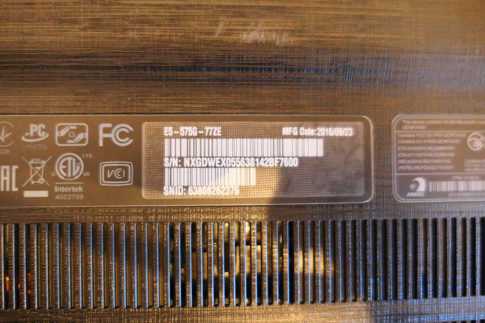 Dezmembrare Laptop Acer Aspire E5-575G Carcasa LED 15,6 Placa SSD 256