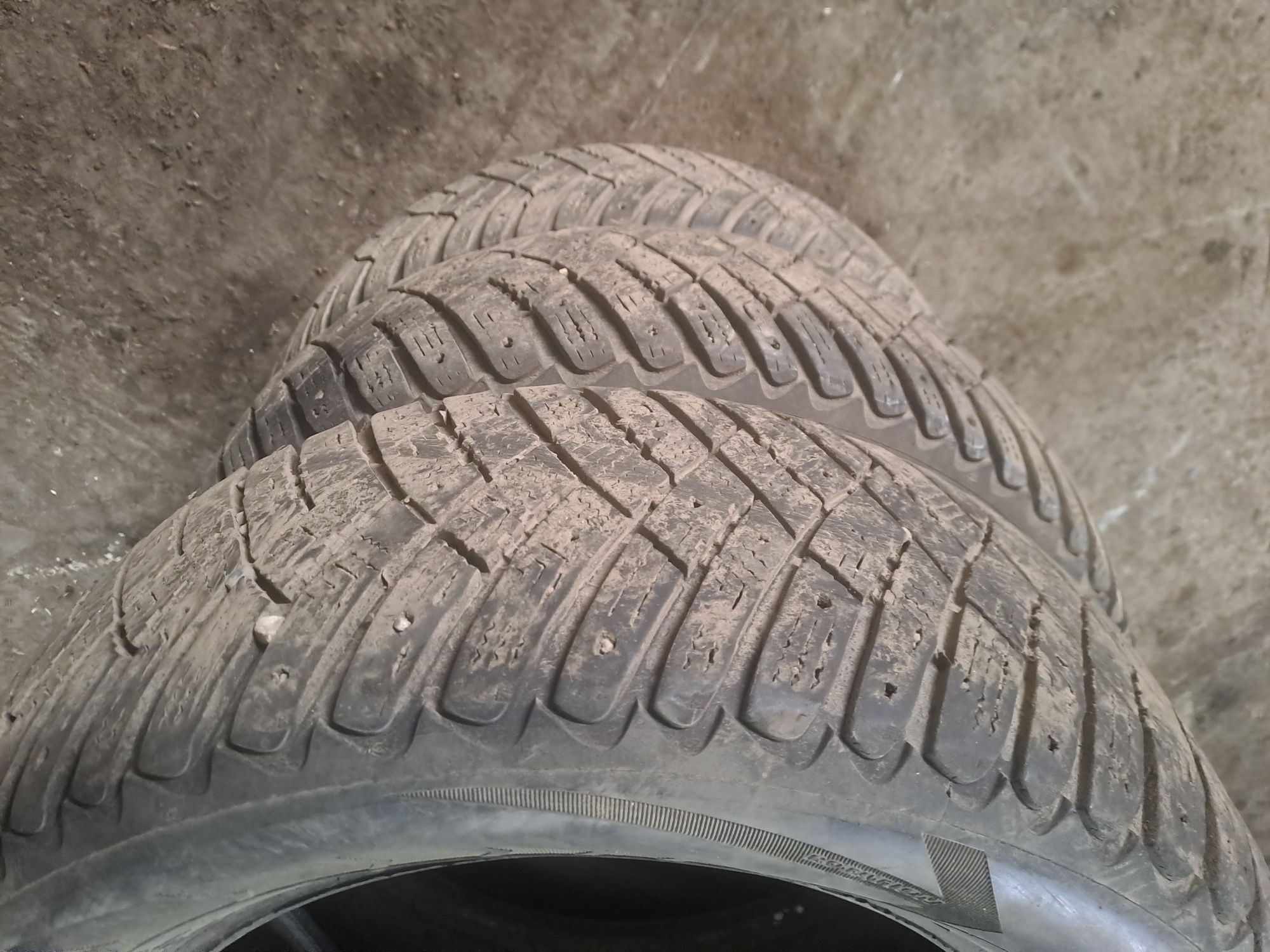 Продам шины 215/60 r16