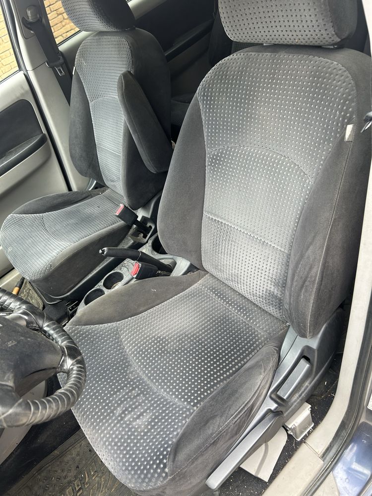 Мицубиши грандис 2,0 дид 136кс на части/mitsubishi grandis 2,0did 136
