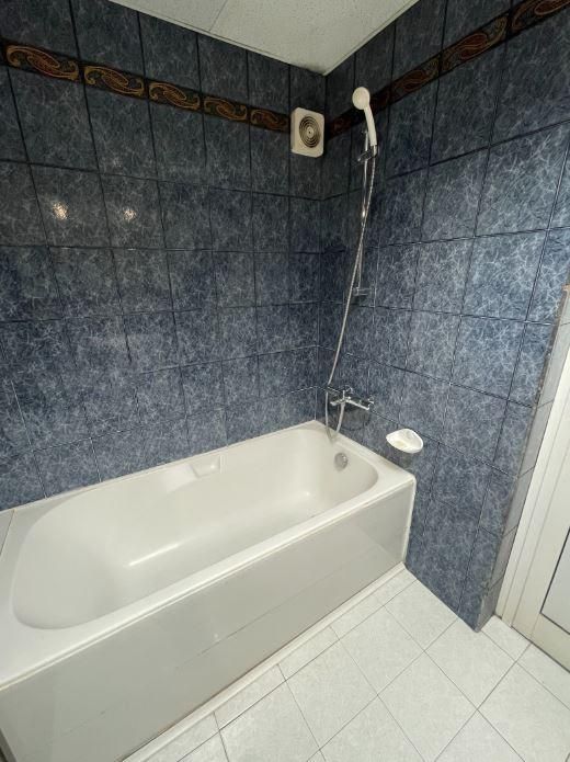 Дава се под наем Четиристаен апартамент в Варна, Чайка - 130 кв.м за 900 € - Снимка #8