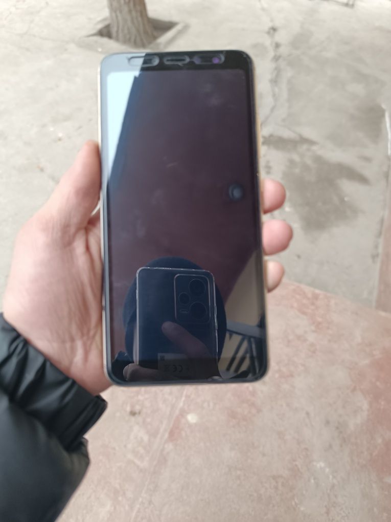 Redmi s2      3/32