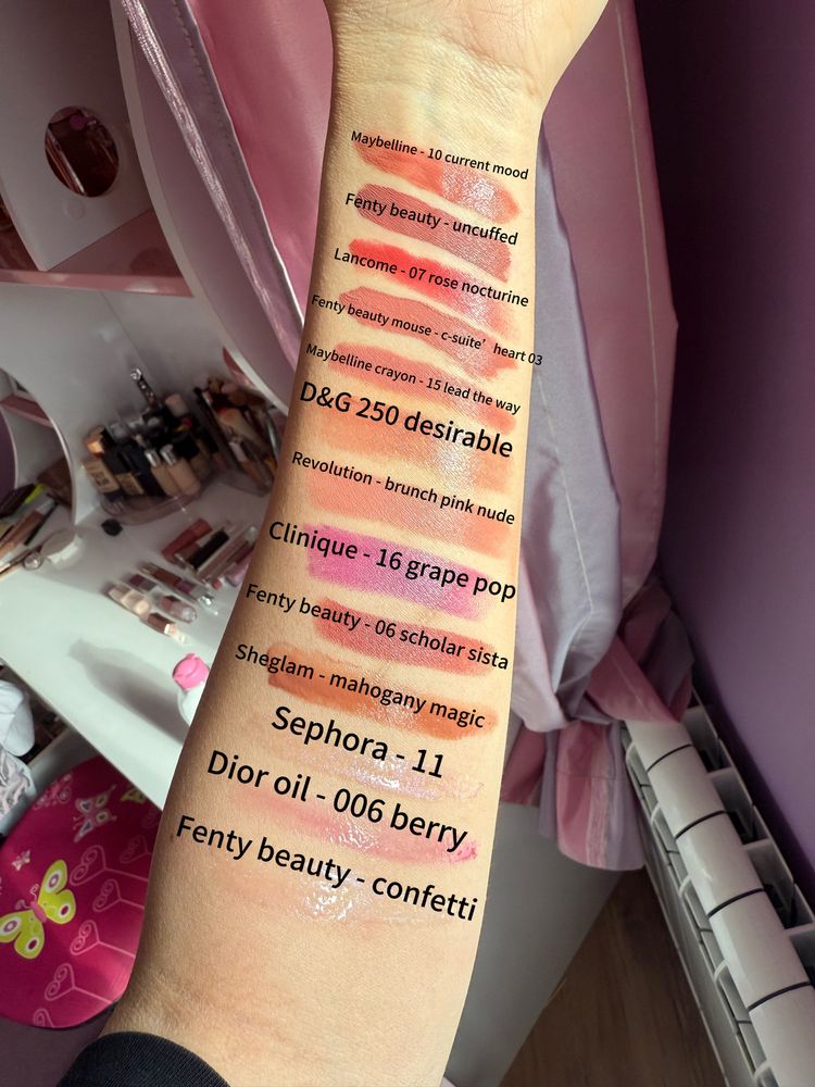 Декортивна козметика - Huda beauty, Rare Beauty, Essence, YSL и др.