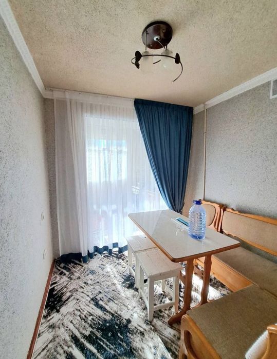 Продается квартира в микрорайоне