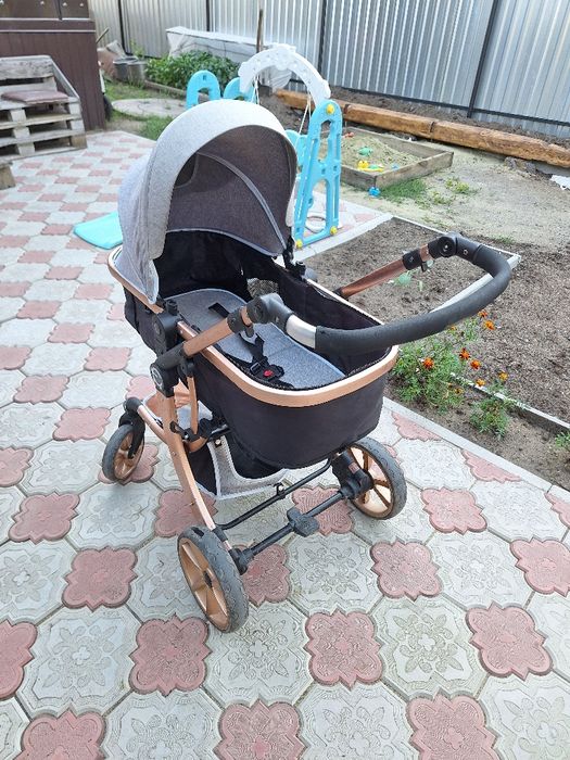 Продам детскую коляску