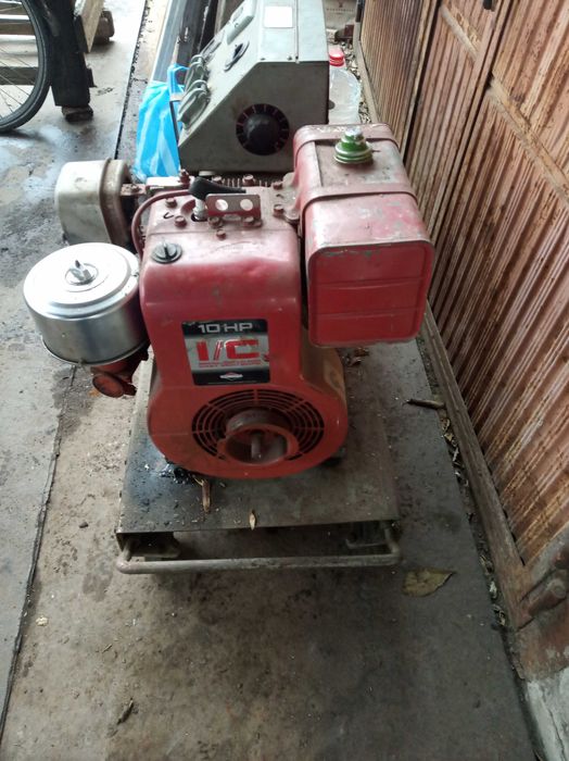Агрегат трифазен.  С 10 к.с. мотор