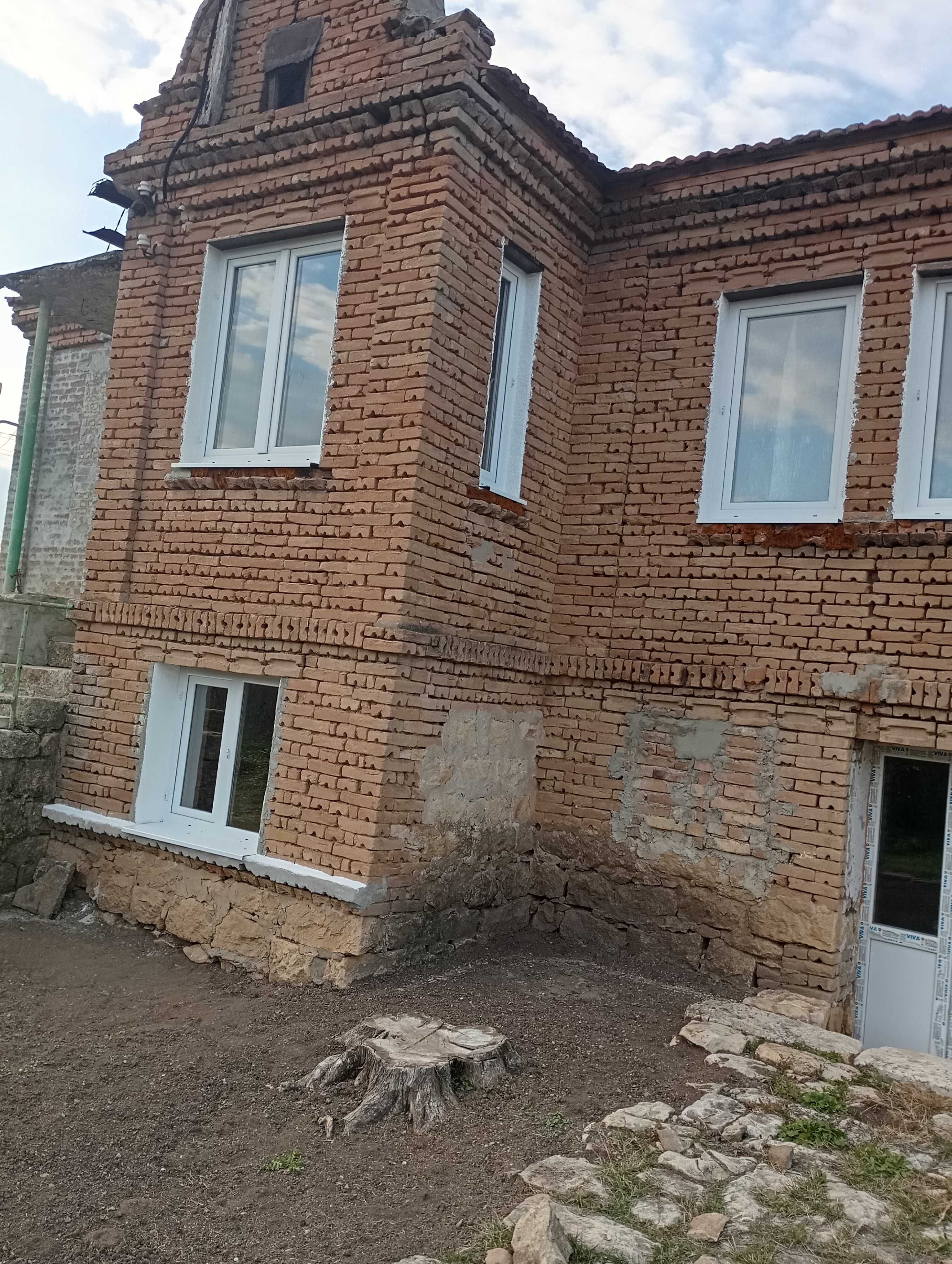 Продава се кьща на село Червенци
