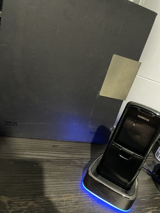 Легендарная Nokia 8800