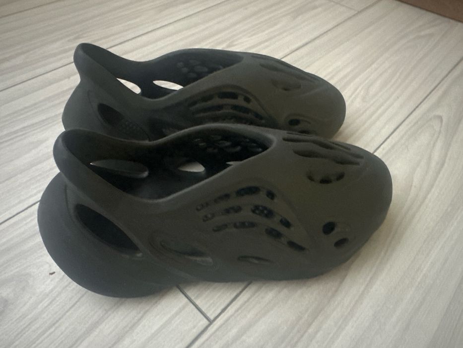 Adidas Yeezy foam runner Onyx originali 43