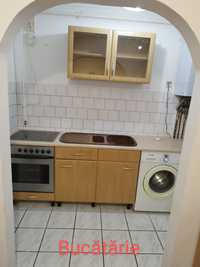 Inchiriez apartament 3 camere