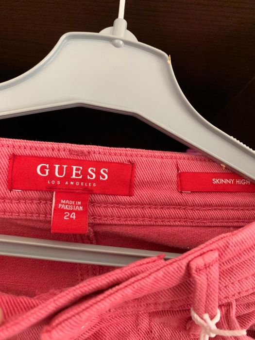 Blugi Guess noi