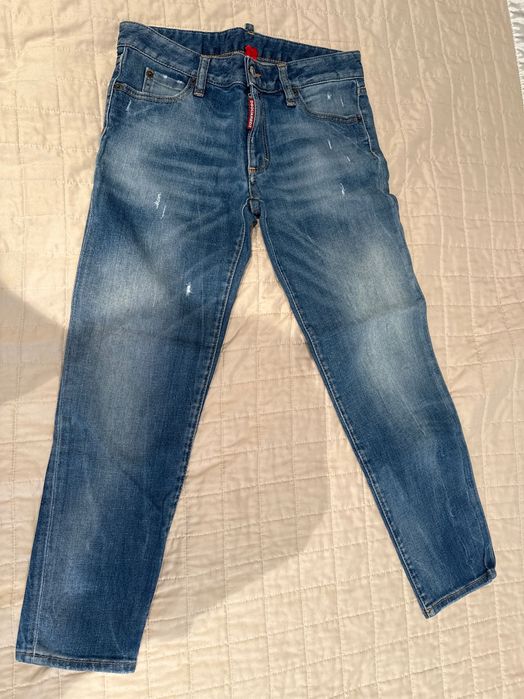 Дамски дънки DSQUARED2 с ниска талия. Нови