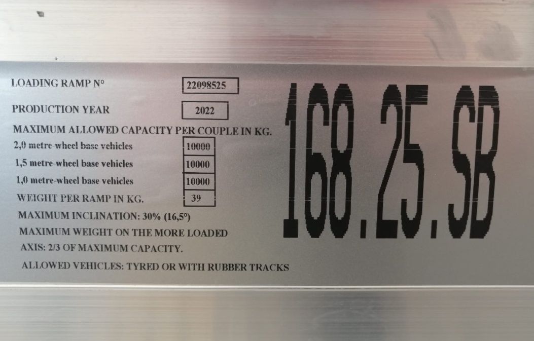 Rampa din aluminiu 2.5 metri lungime / 10000 kg