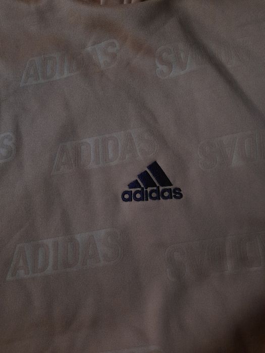 Adidas Суичър L размер.