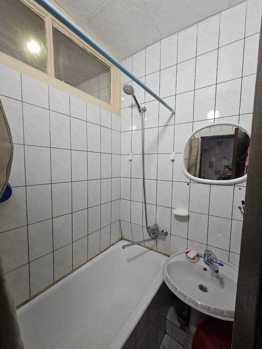 Продаётся 3/2/5 БИЙ Максим Горький Среднее состояние 70м2