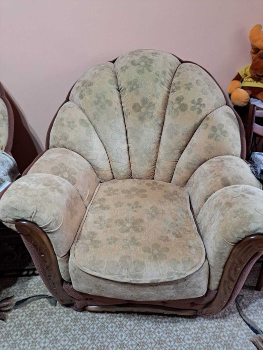 vand set canapea cu doua fotolii