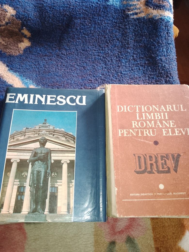 Cărți vechi preț ambele