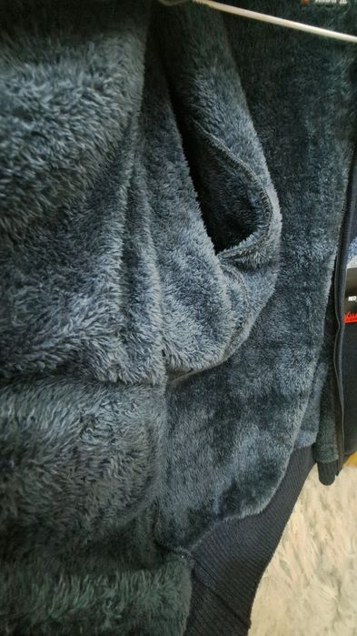 1 Pulovar Imblanit + 1Pulovar Casual