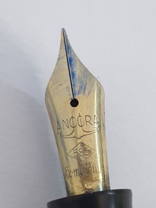 Stilou vacumatic ancora